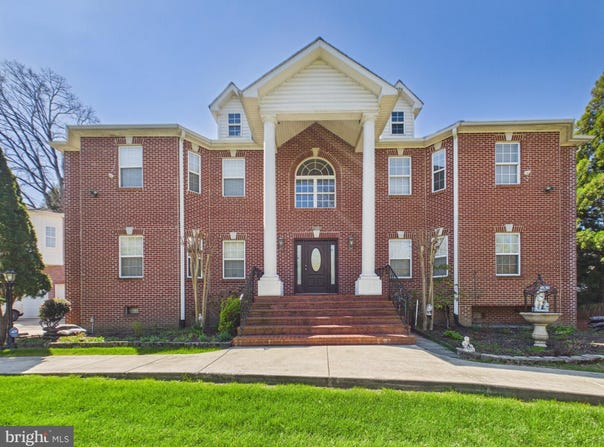 7801 RIDGEWOOD Drive, ANNANDALE, VA 22003