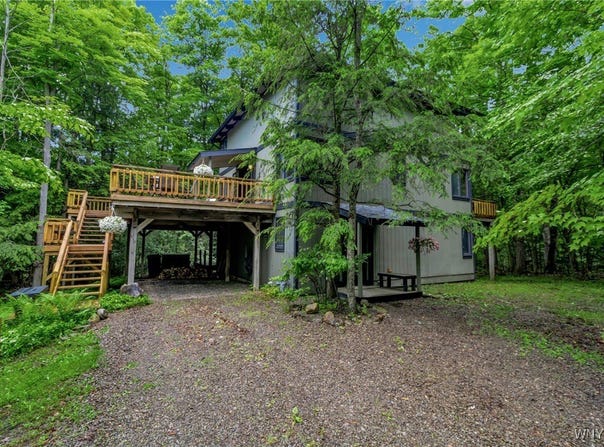 7 Woodstock Road, Concord, NY 14069