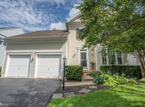 10051 NAUGHTON CT, BRISTOW, VA 20136