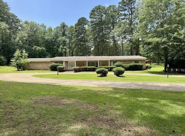 2500 Forestlawn Drive, El Dorado, AR 71730