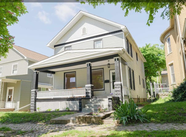 819 N 3Rd Street, Burlington, IA 52601