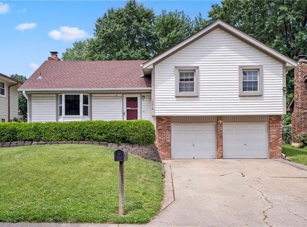 2818 S 54 Street, Kansas City, KS 66106