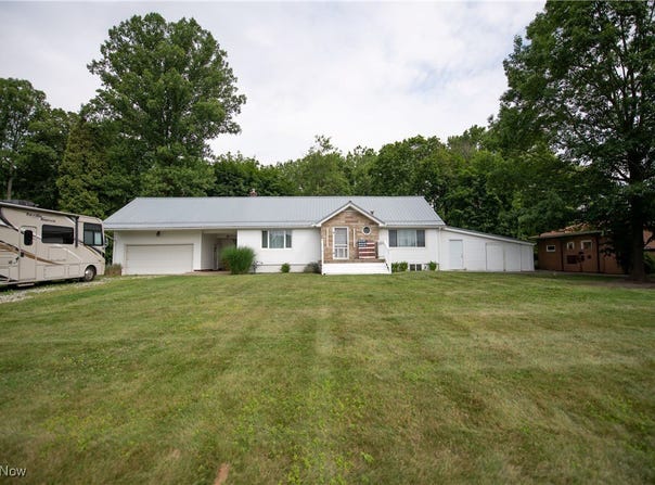 738 Shallow Run Street, Minerva, OH 44657