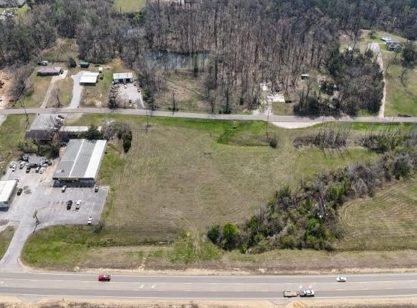 W Chambers Dr., Booneville, MS 38829