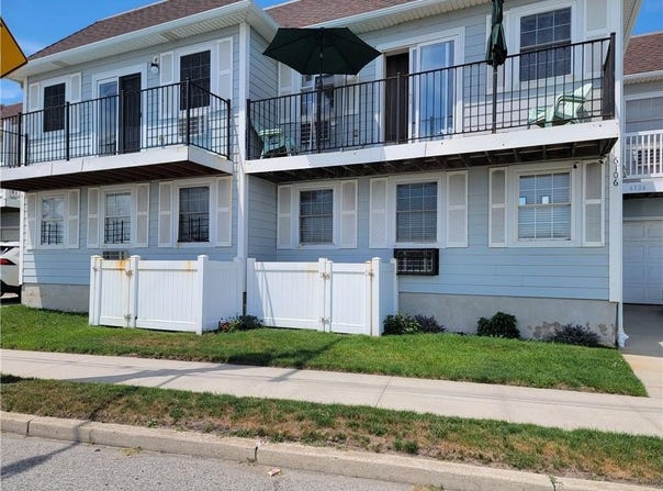 6106 Beach Front Road, Arverne, NY 11692