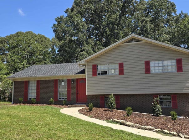 601 OVERHILL LANE, PELHAM, AL 35124