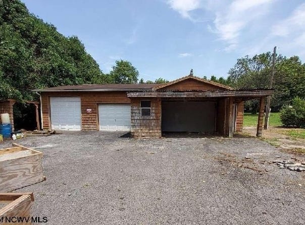 775 E Dailey Road, Beverly, WV 26253-26