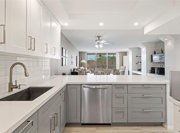 4030 W PALM AIRE DR 301, Pompano Beach, FL 33069