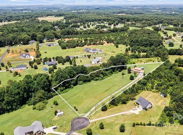 1310 Maple Lee Court, Crouse, NC 28033