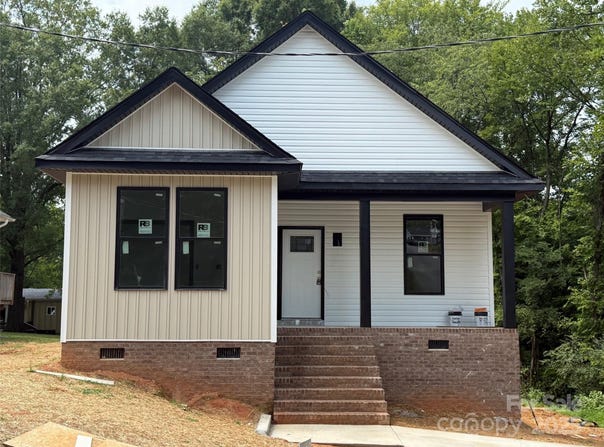 208 Malvern Drive SW, Concord, NC 28025