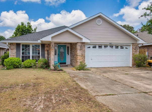 1607 Sutton Place, Fort Walton Beach, FL 32547
