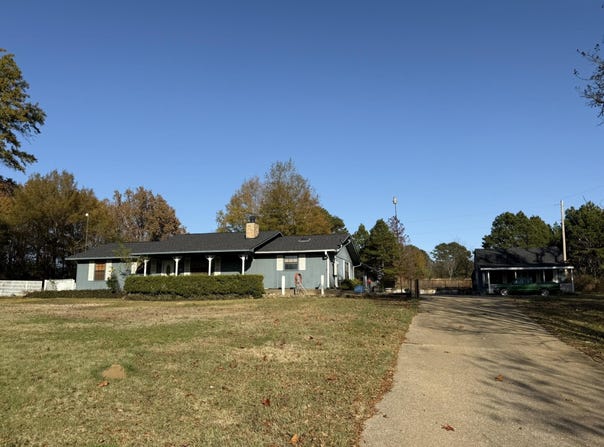572 E MOUNTAIN RD., Longview, TX 75604