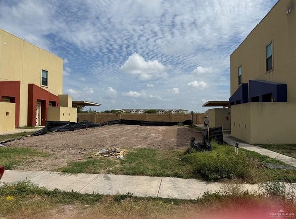 1225 E Daffodil Avenue, McAllen, TX 78501