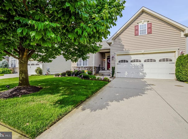 123 HEARTHSTONE, BERLIN, NJ 08009