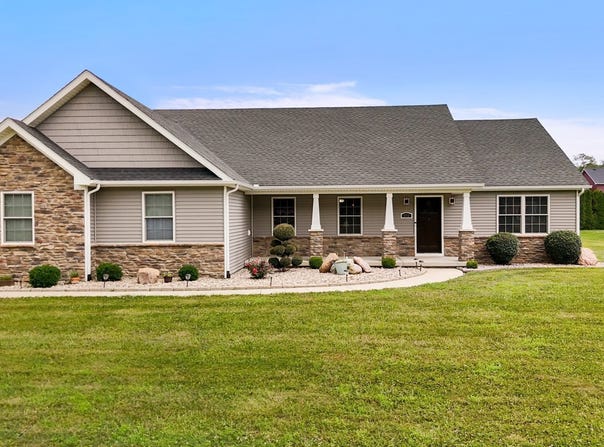 572 S Golf Boulevard, Crawfordsville, IN 47933