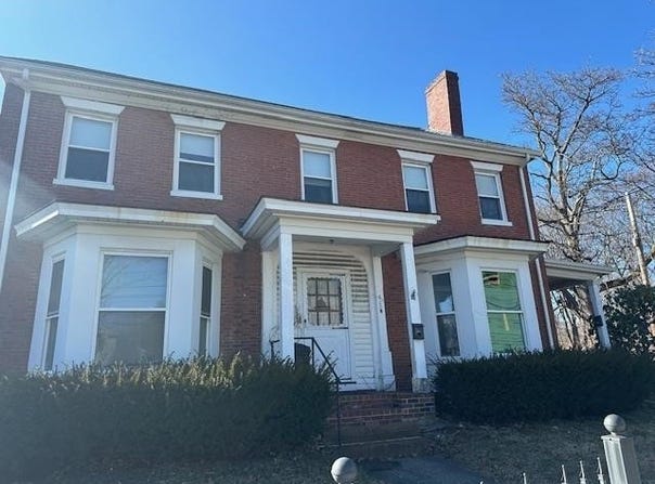 720 Central Avenue, Dover, NH 03820