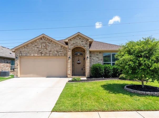 805 Key Deer Drive, Fort Worth, TX 76028