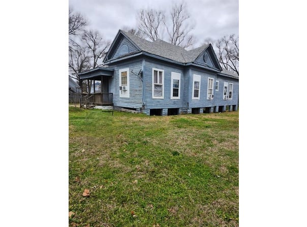 412 Stoner Avenue, Shreveport, LA 71101