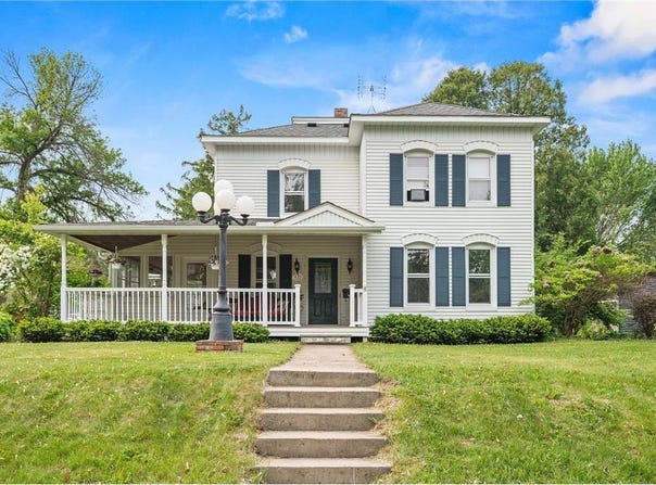 632 E 2nd Street, New Richmond, WI 54017