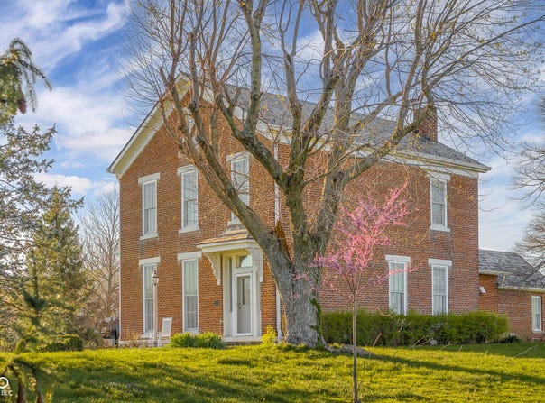 5752 E River Road, Waldron, IN 46182