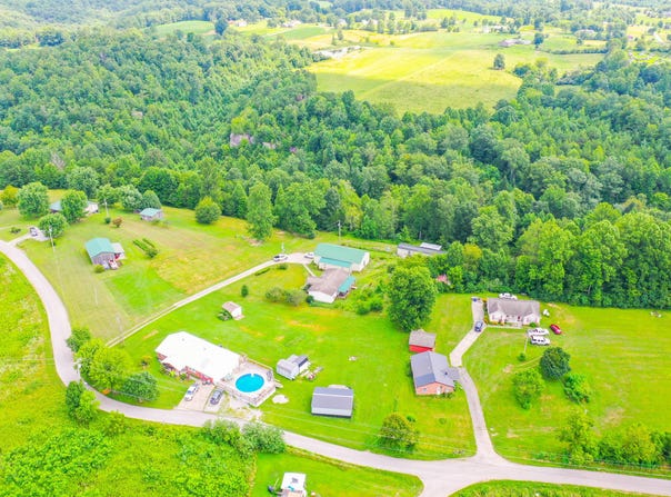 728 Little Arthur Ridge Road, East Bernstadt, KY 40729