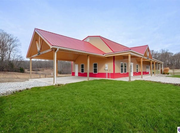 1096 Eastview Road, Cecilia, KY 42724