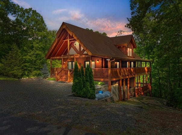 273 Ridgewood Dr., MURPHY, NC 28906