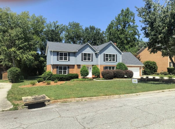 109 Sweetwater Ct, Greer, SC 29650