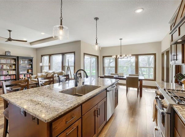 20883 Peony Lane, Rogers, MN 55374