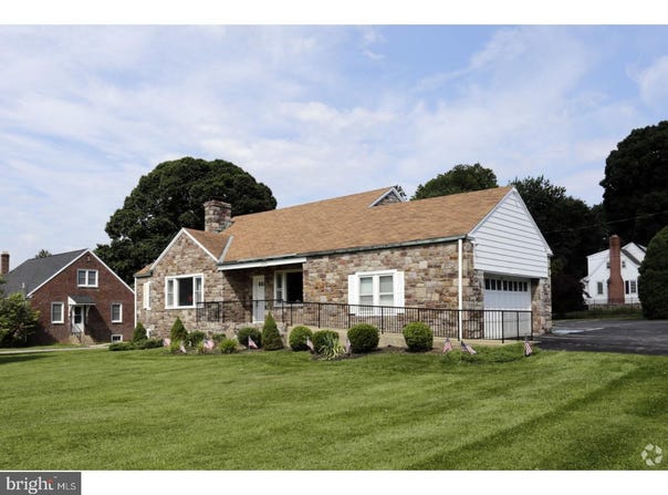 2111 DEKALB Pike, EAST NORRITON, PA 19401