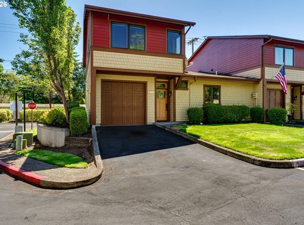 1485 PERDUE Loop, Eugene, OR 97401