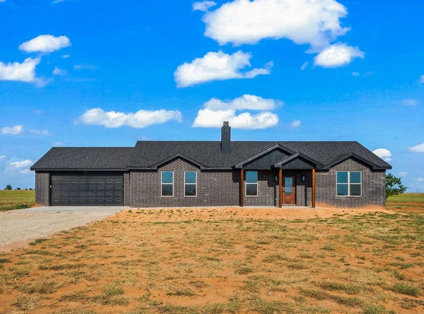 14708 N County Road 1200, Shallowater, TX 79363