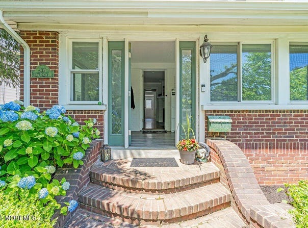 208 E Bergen Place, Red Bank, NJ 07701
