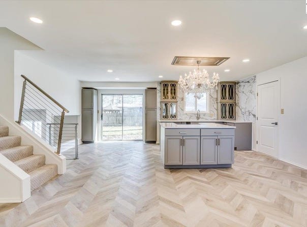 1001 E 32nd Ave, Hutchinson, KS 67502