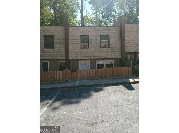6426 Woodstone, Morrow, GA 30260