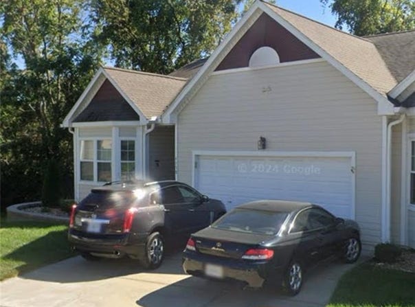 4338 S Bryant Court, Independence, MO 64055
