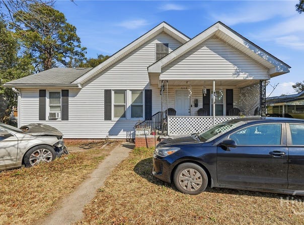2228 New York Avenue, Savannah, GA 31404