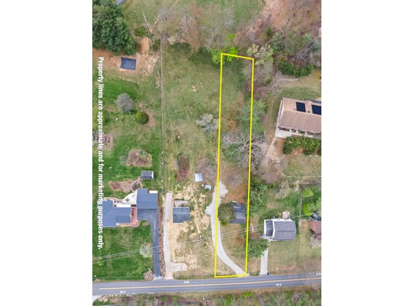 502 Mt Tabor Rd Road, Blacksburg, VA 24060