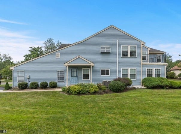 20c Dorchester Dr, Monroe Twp., NJ 08831-4720