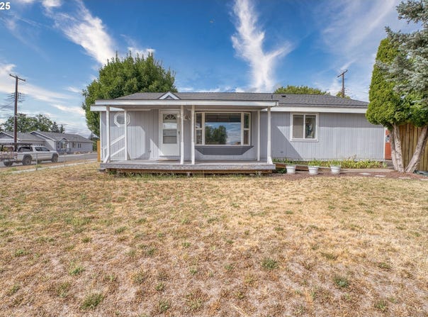 501 E COLLINS ST, Goldendale, WA 98620