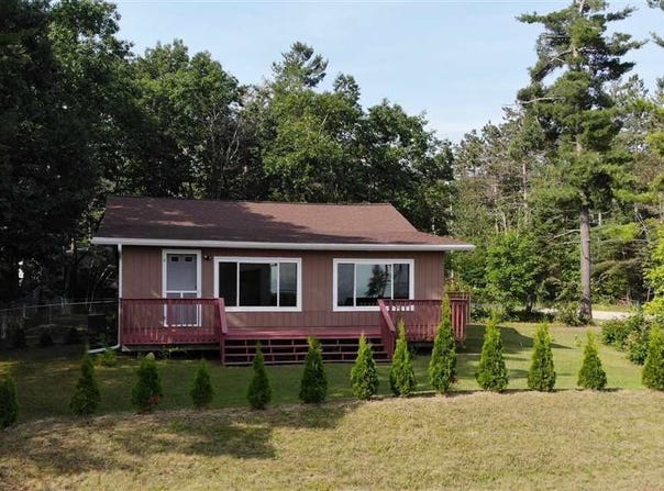 14168 Helmond, Cheboygan, MI 49721