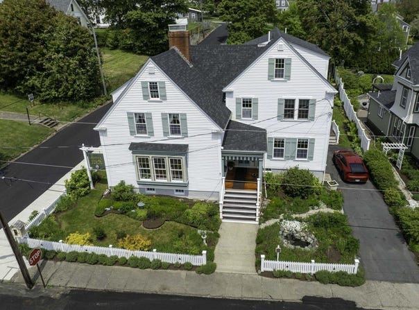 27 Summer Street, Lubec, ME 04652