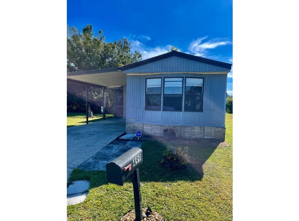 499 Chickadee Ct, Plant City, FL 33565