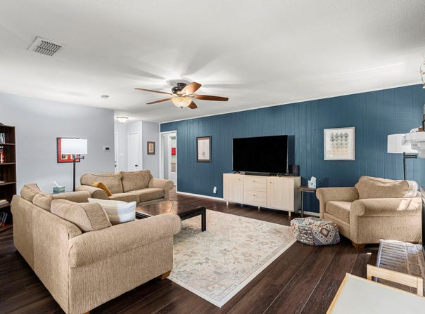 907 Cactus DR, Round Rock, TX 78681
