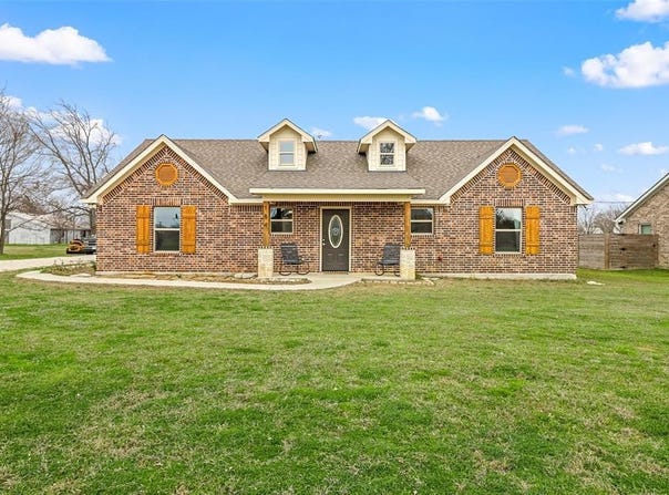 184 Oscar Cole Street, Callisburg, TX 76240