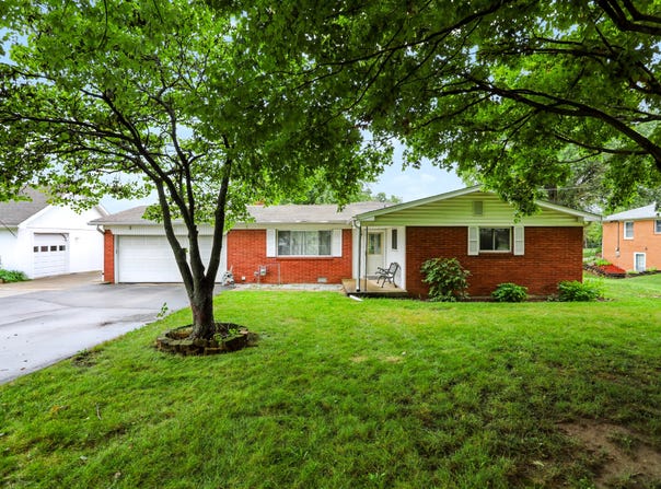 3105 Stella Drive, Greenwood, IN 46143