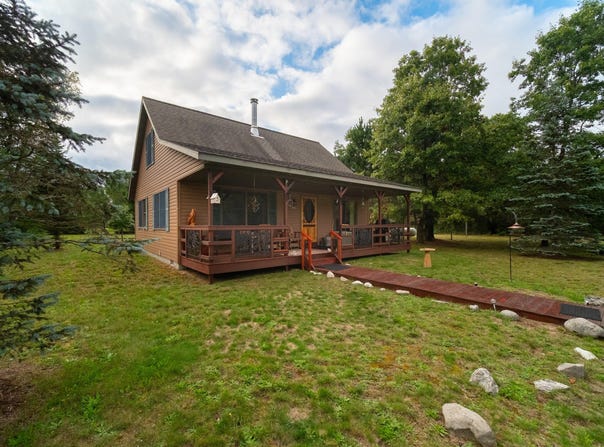 1345 Bosschem Road, Wellston, MI 49689