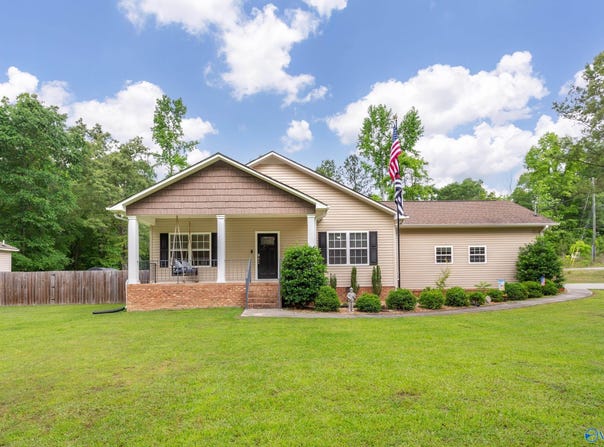 7110 New Bethel Road, Hokes Bluff, AL 35903