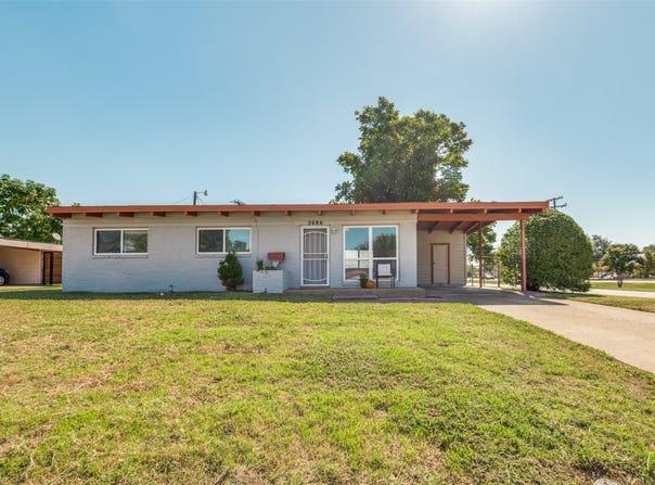 2686 Roger Williams Drive, Irving, TX 75061