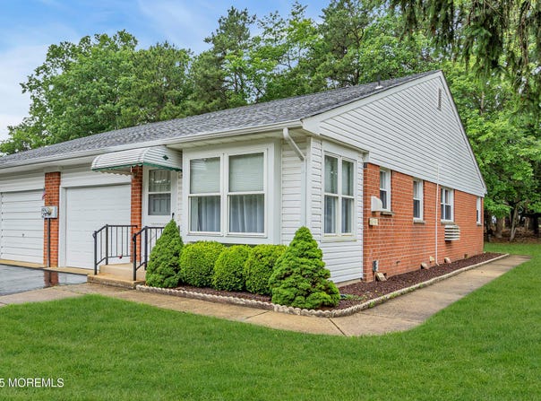 4b Columbus Boulevard, Whiting, NJ 08759